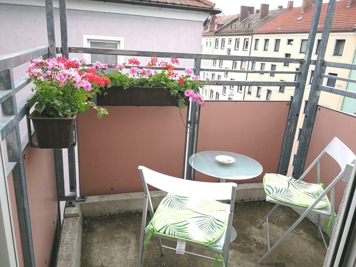 Quiet City-Apt, 4Min City-Center, 18Min Fair Nuernberg!!! 外观 照片